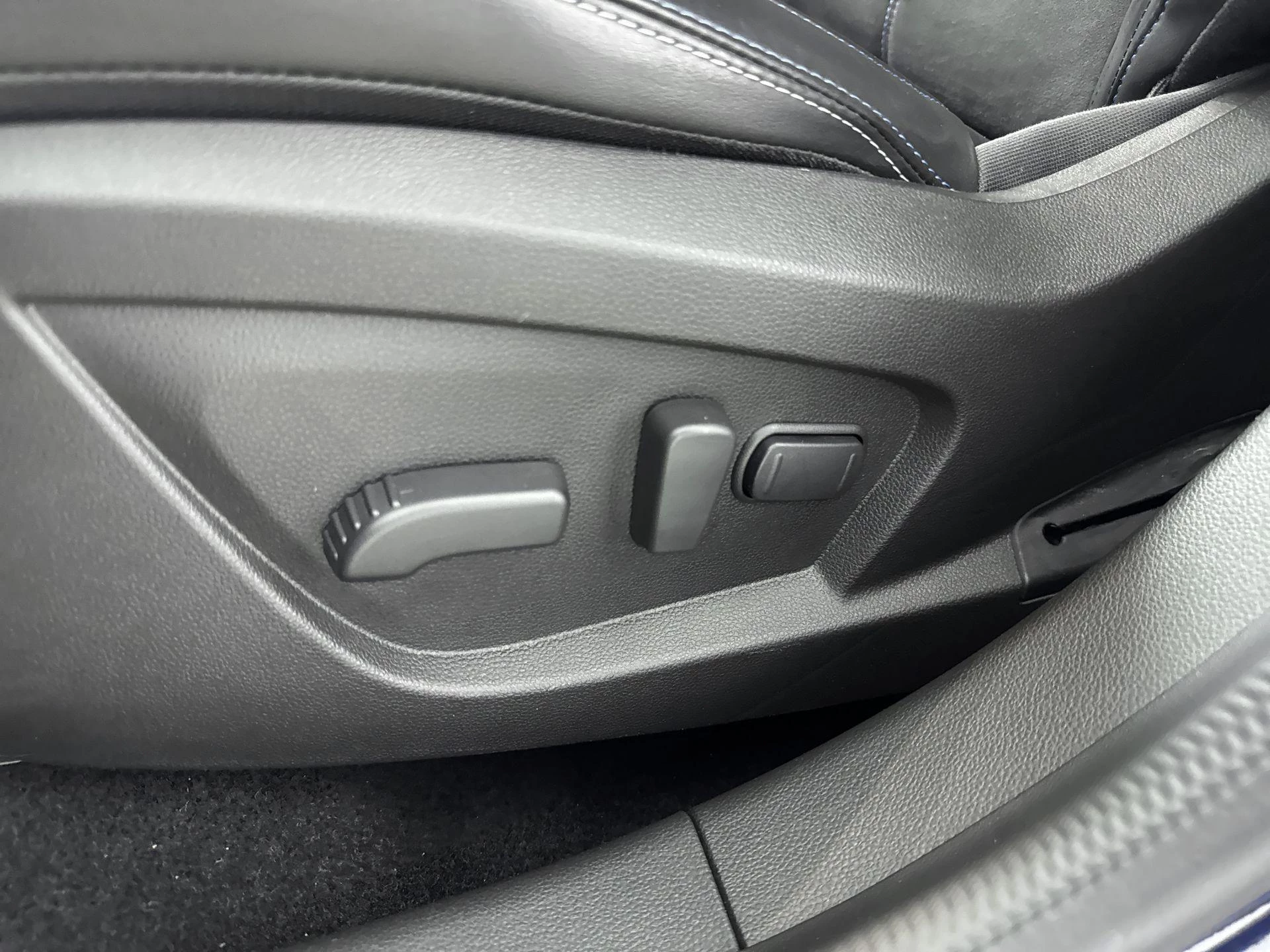 Renault-Arkana-image-18