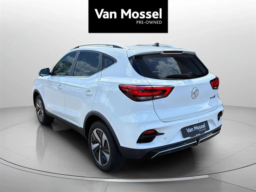MG-ZS EV-image-3