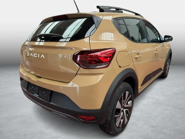 Dacia-Sandero Stepway-image-4