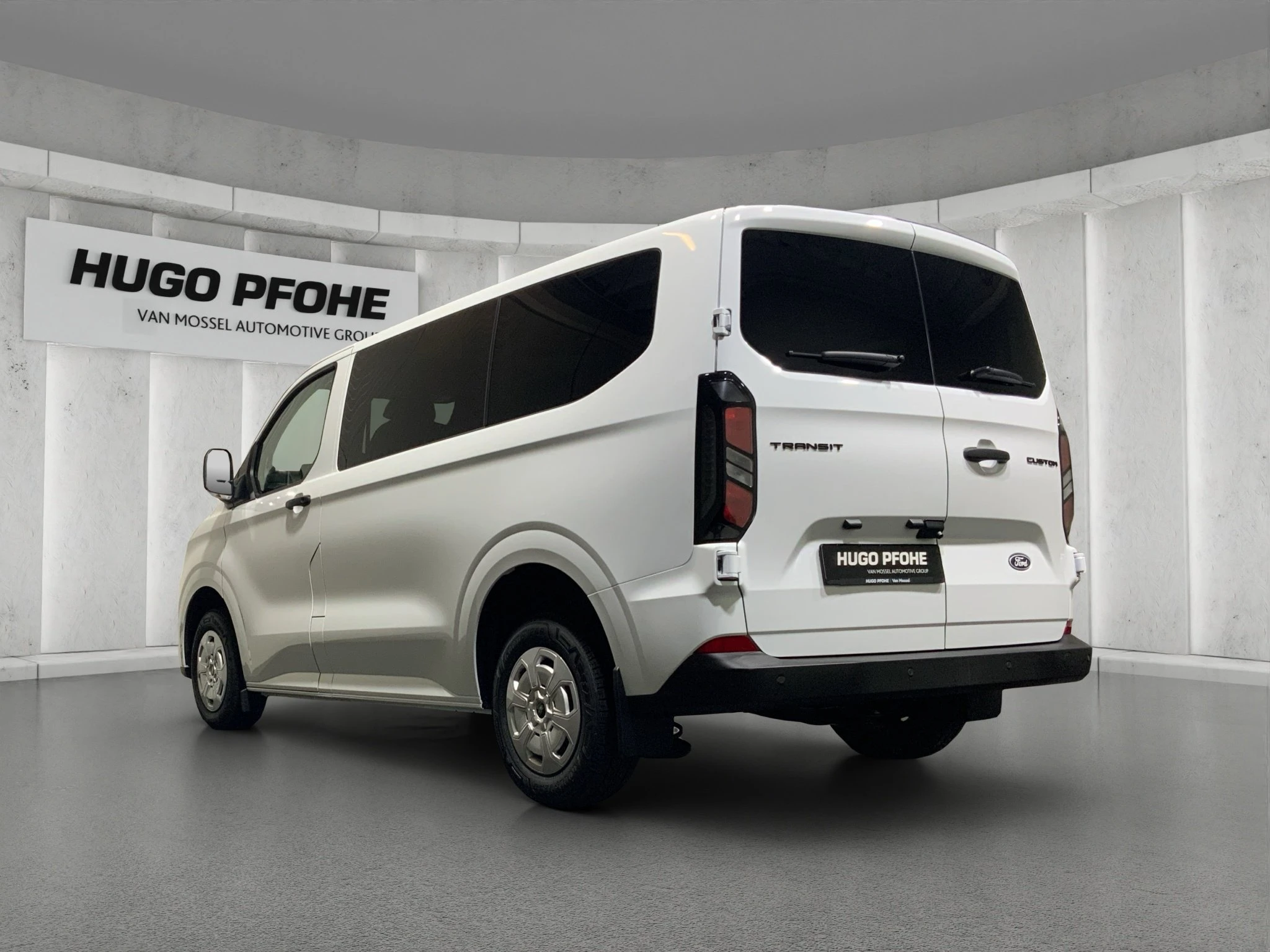Ford-Transit Custom-image-2
