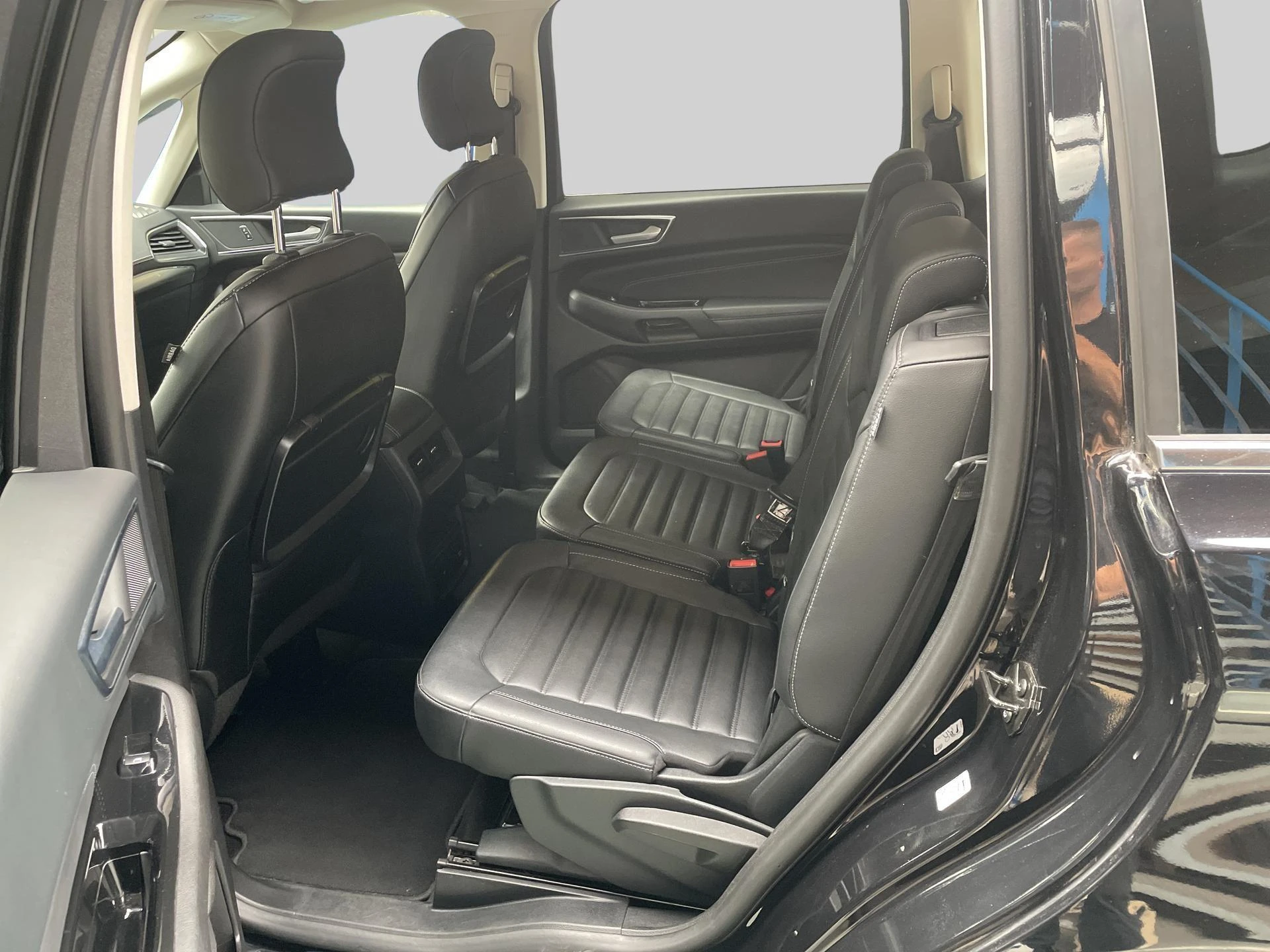 Ford-Galaxy-image-6