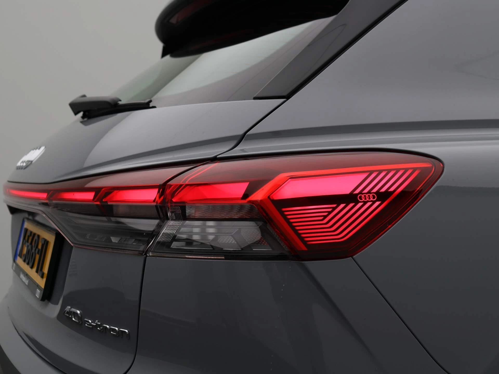 Audi-Q4 e-tron-image-35