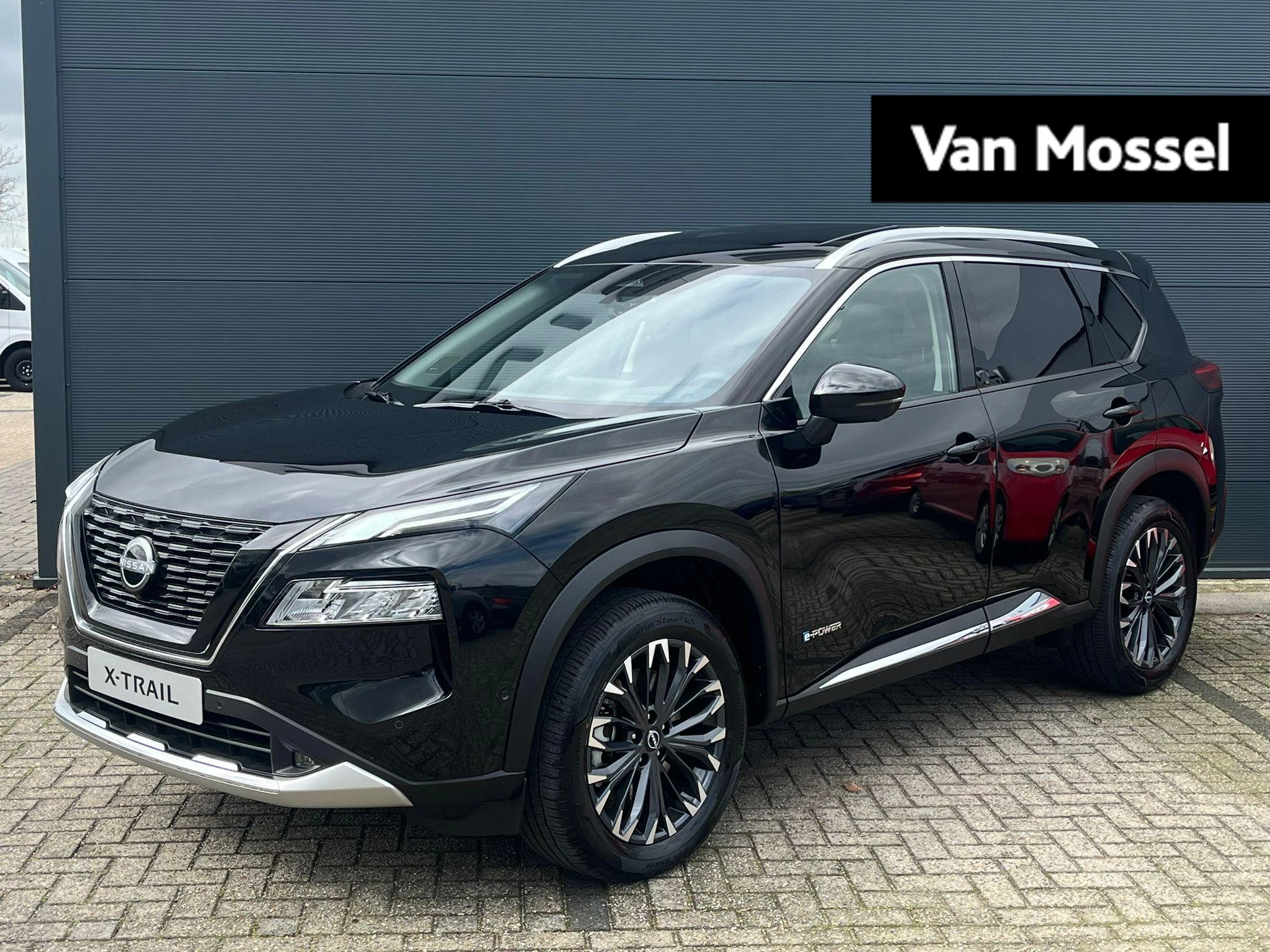 Nissan-X-Trail-image-0