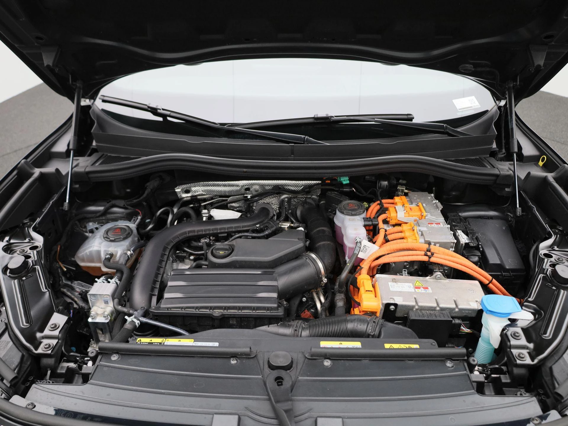 Volkswagen Tiguan 1.5 eHybrid R-Line Edition