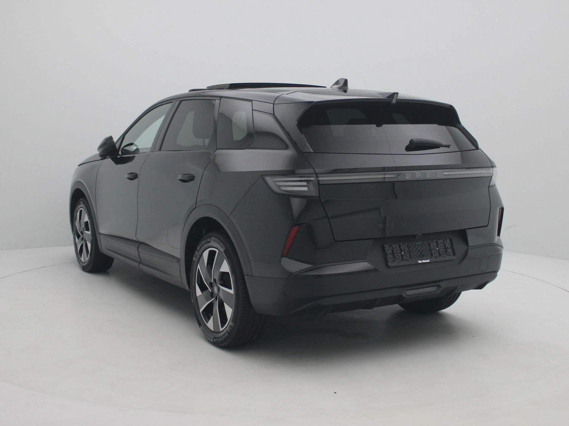 Opel-Grandland-image-1