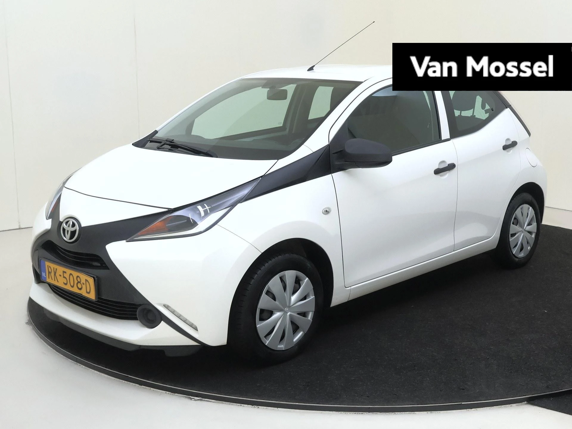 Toyota-Aygo-image-0