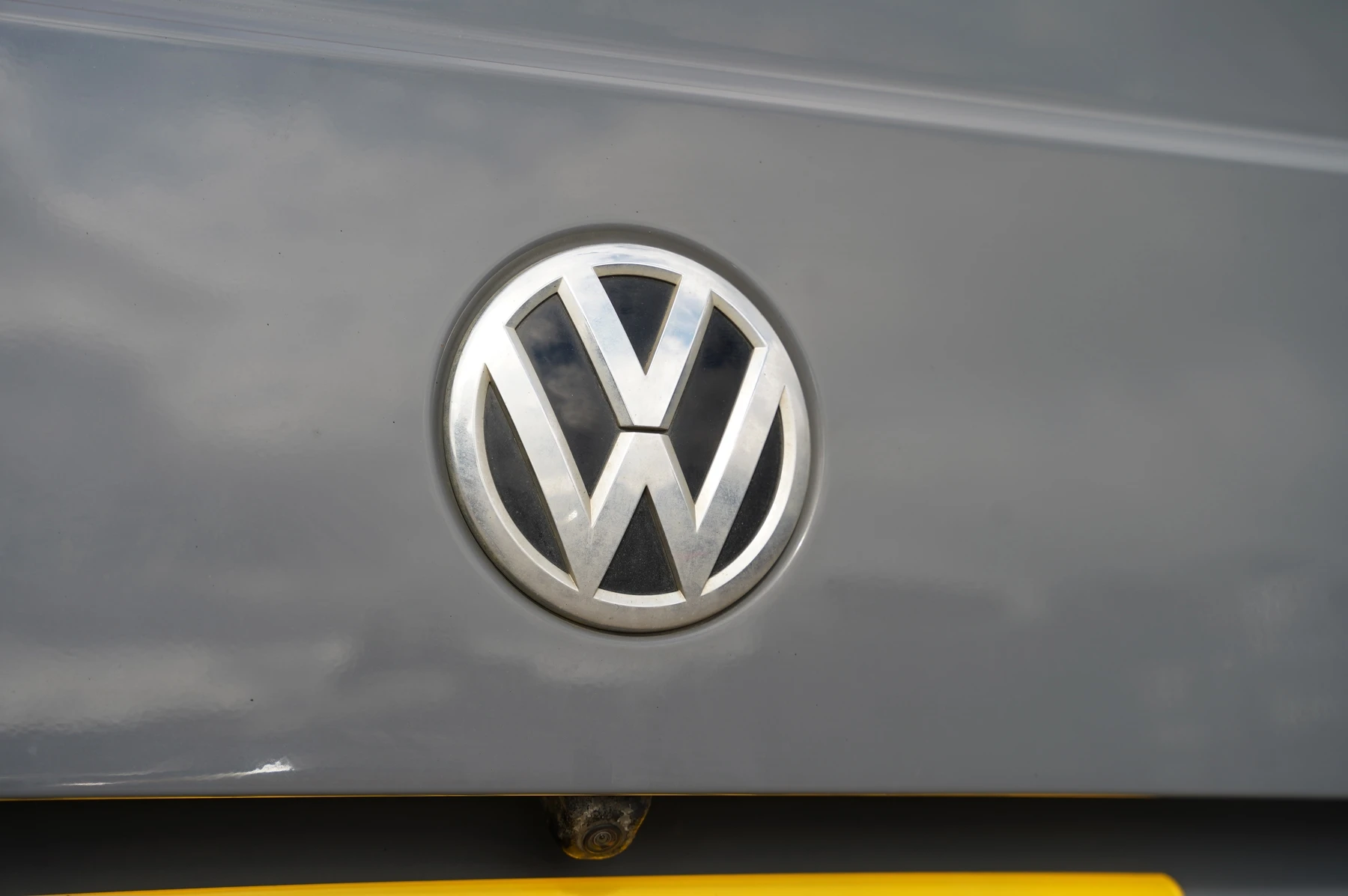 Volkswagen-Transporter-image-36
