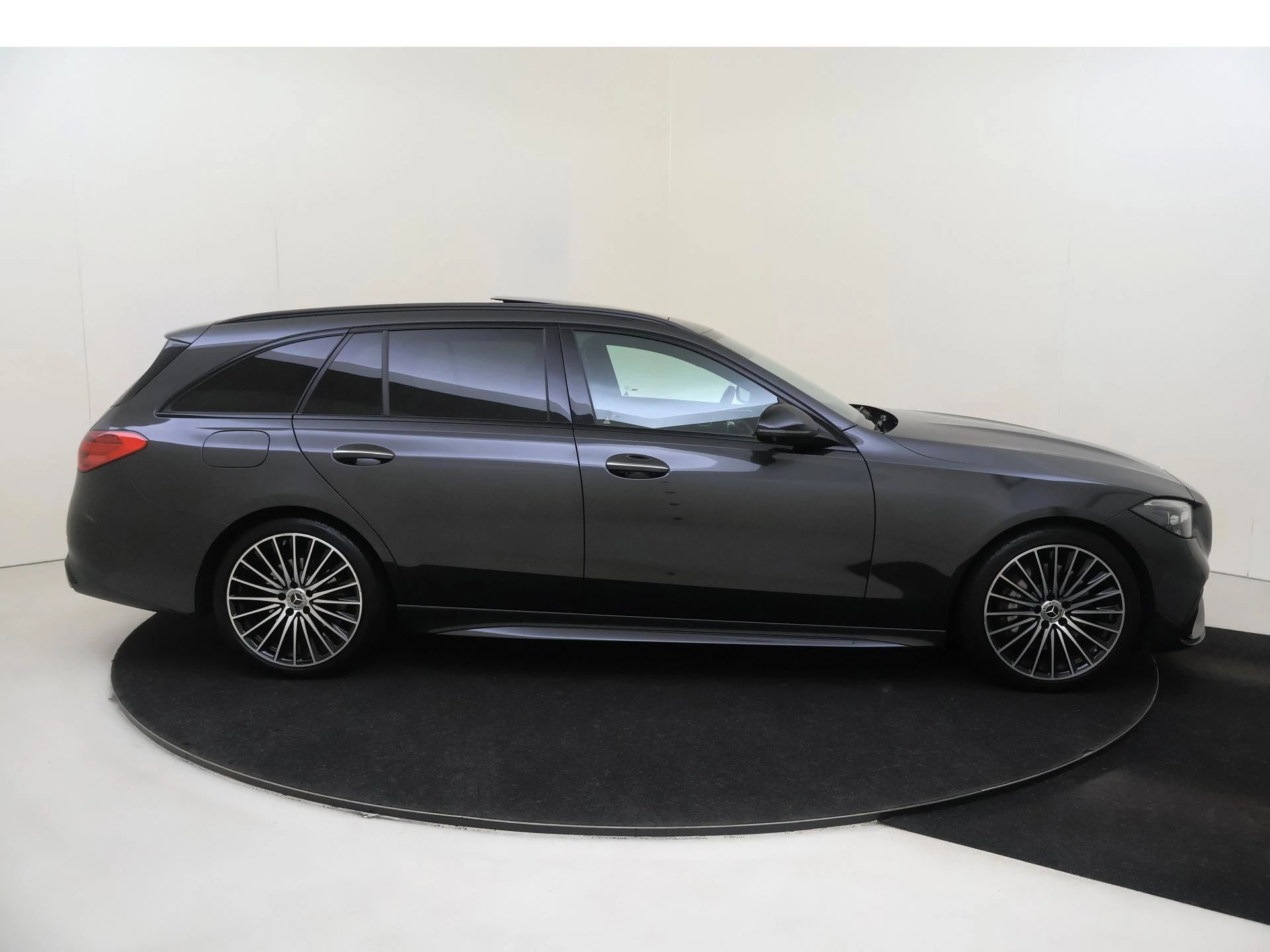 Mercedes-Benz C-Klasse Estate 200 Launch Edition AMG Line