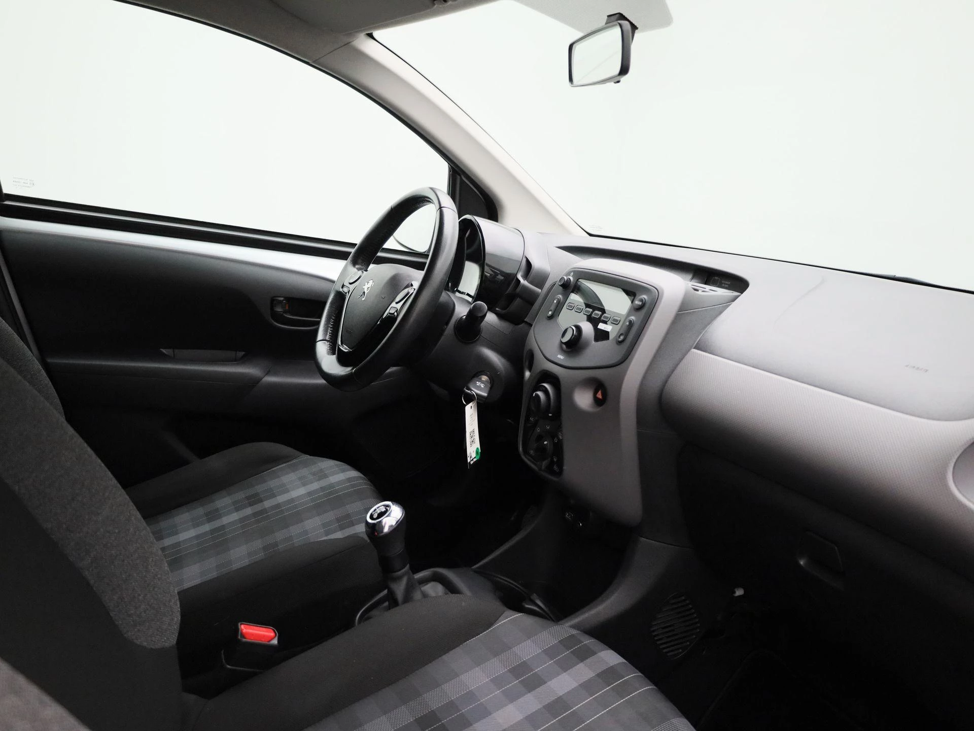 Peugeot-108-image-24