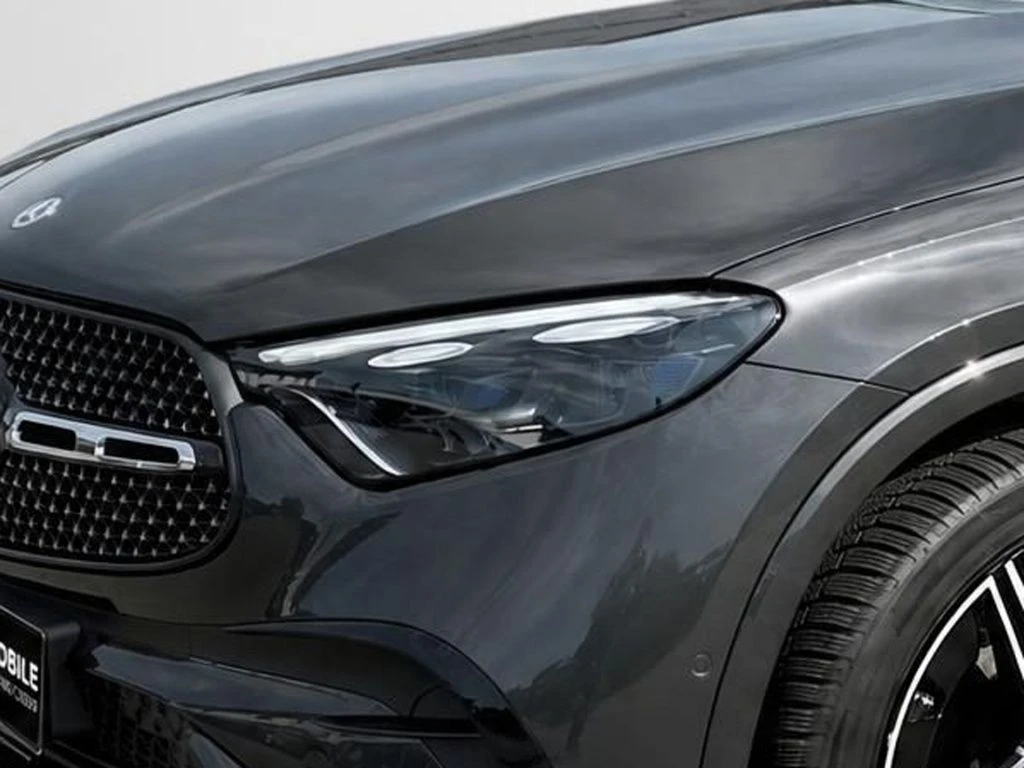 Mercedes-Benz-GLC 220 d-image-4