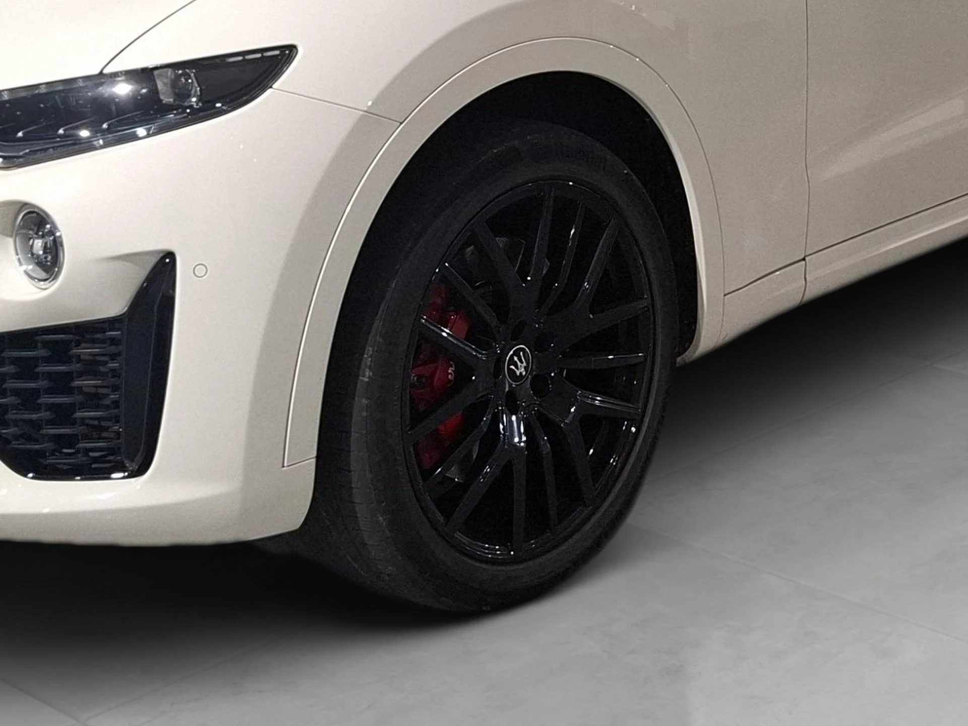 Maserati-Levante-image-22