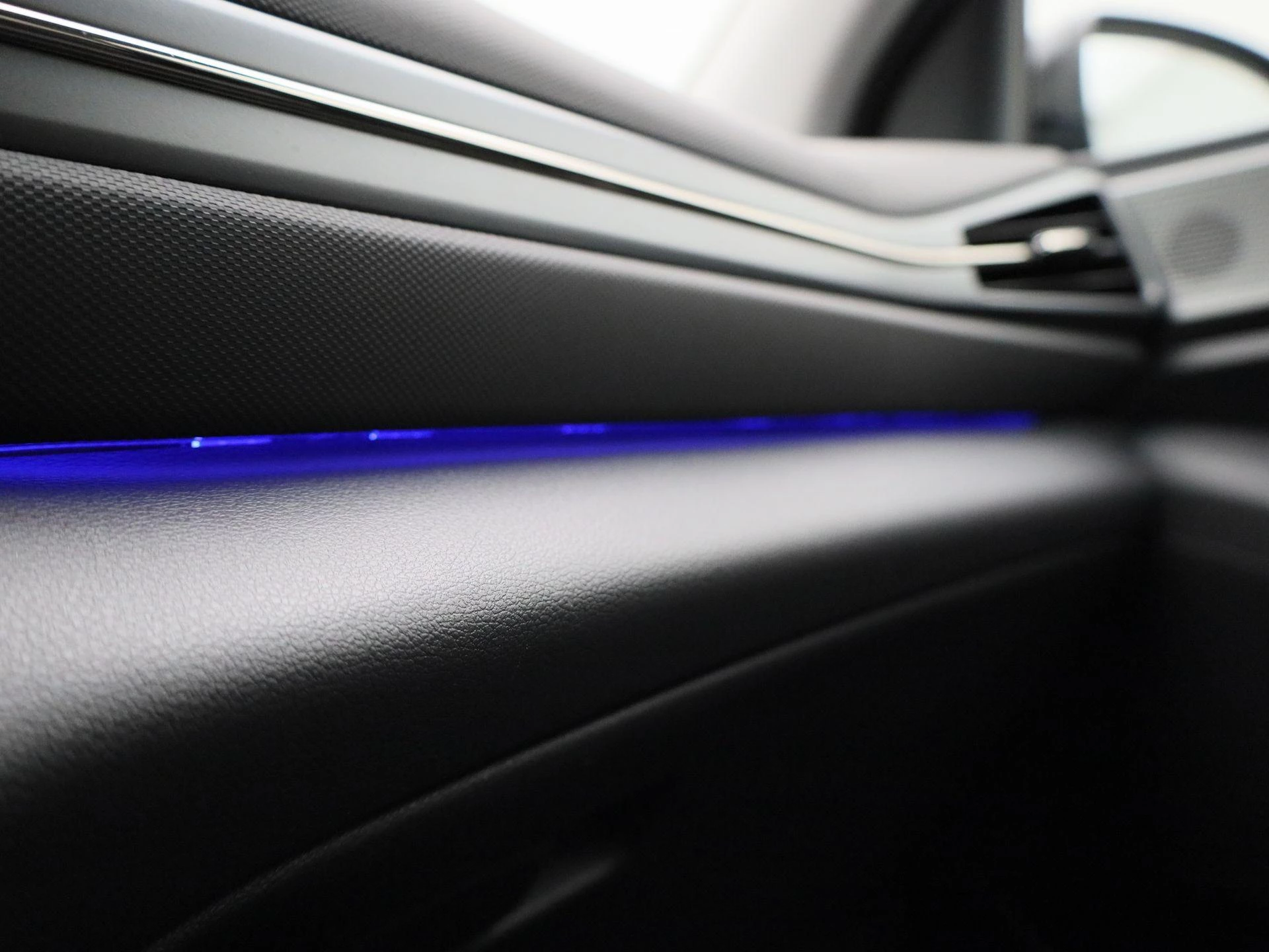 Hyundai-IONIQ-image-26