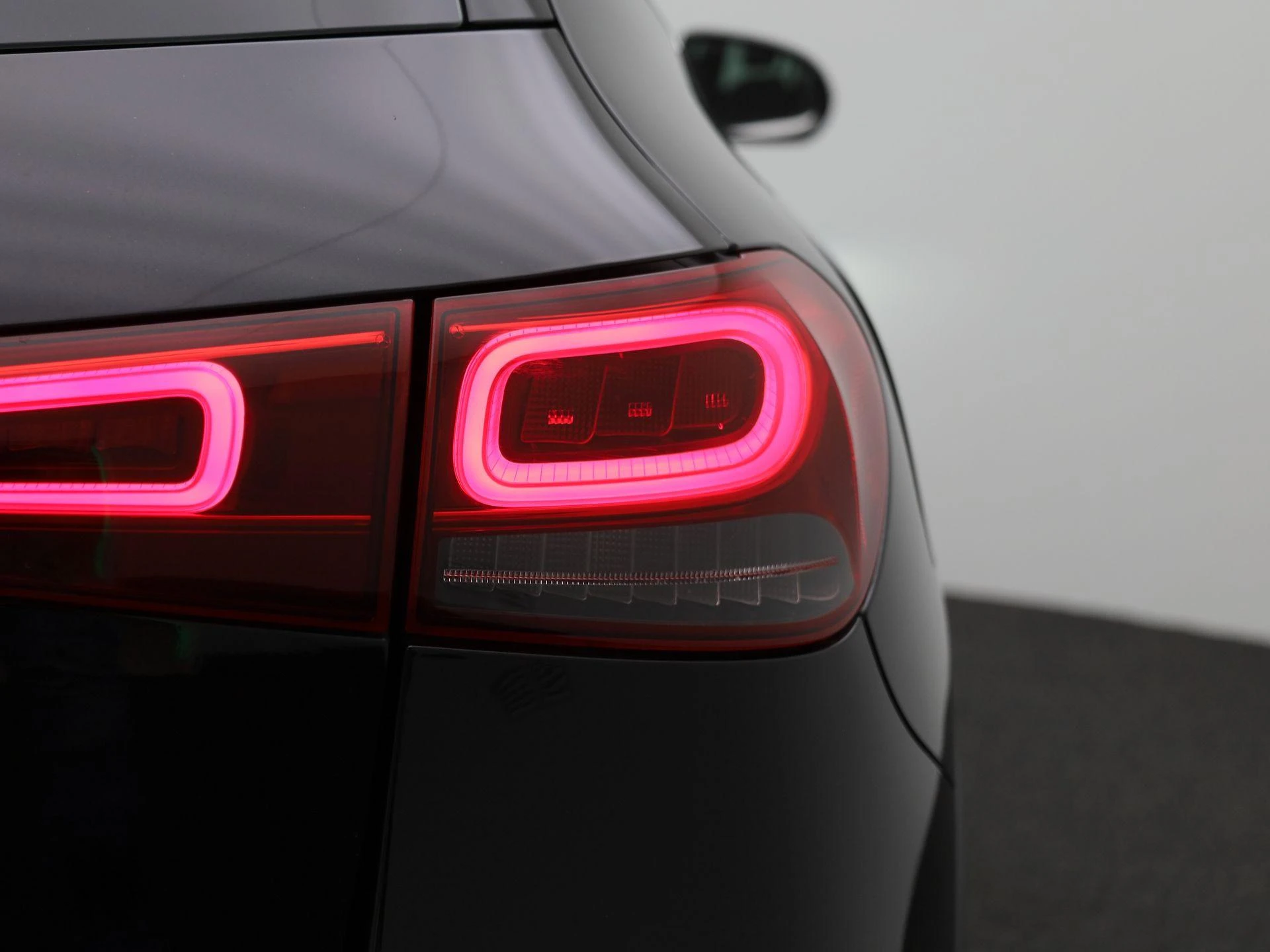Mercedes-Benz-EQA-image-37