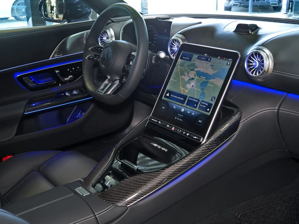 Mercedes-AMG-SL 63 AMG-image-7