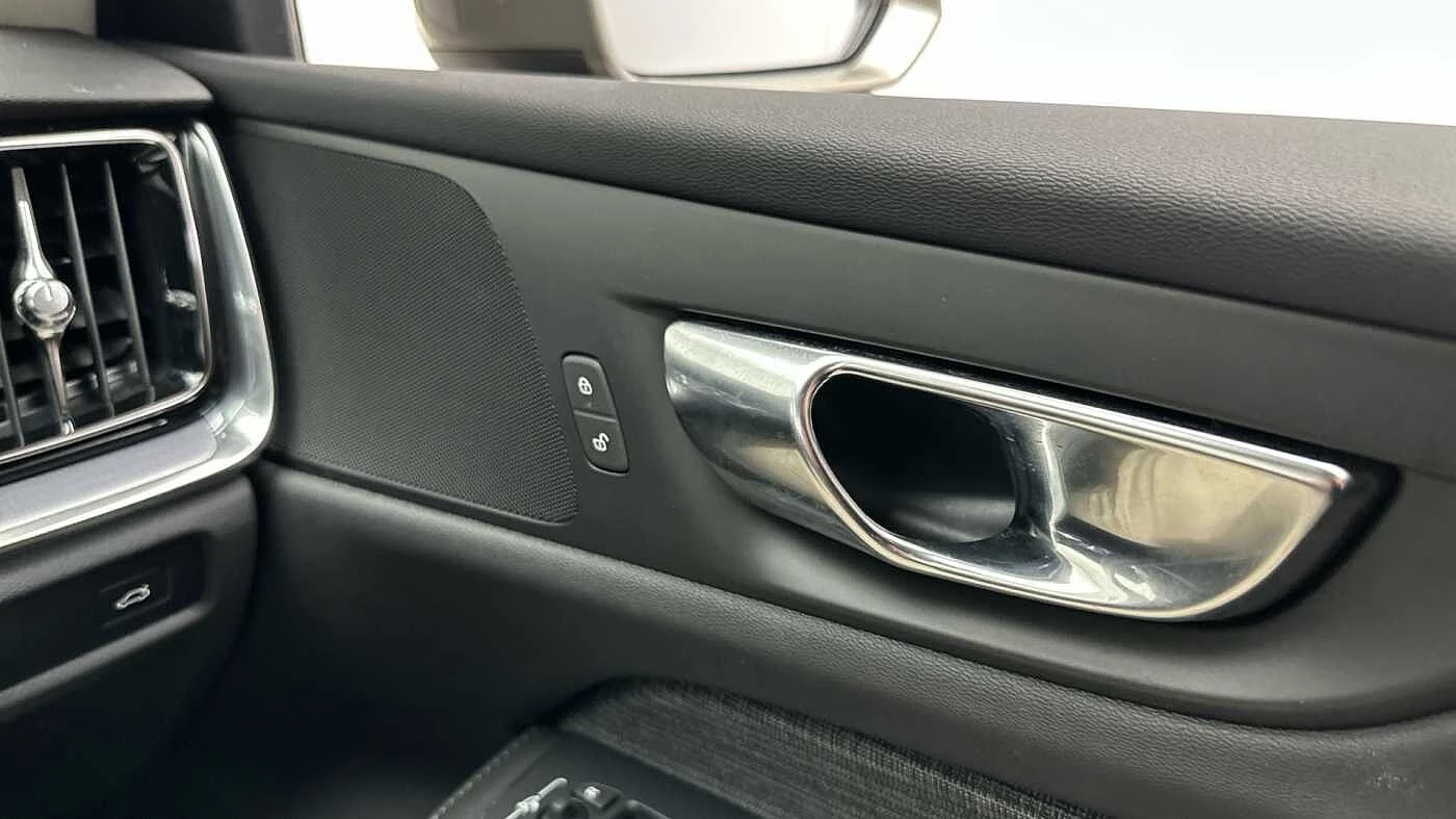 Volvo-V60-image-38