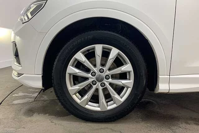 Audi-Q3-image-5