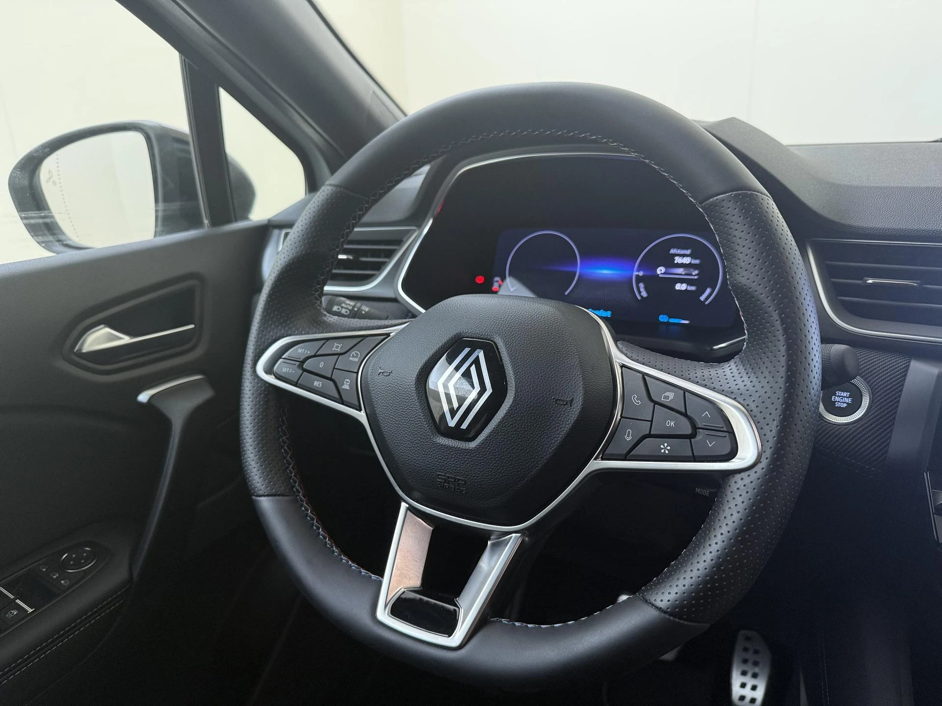 Renault-Captur-image-9