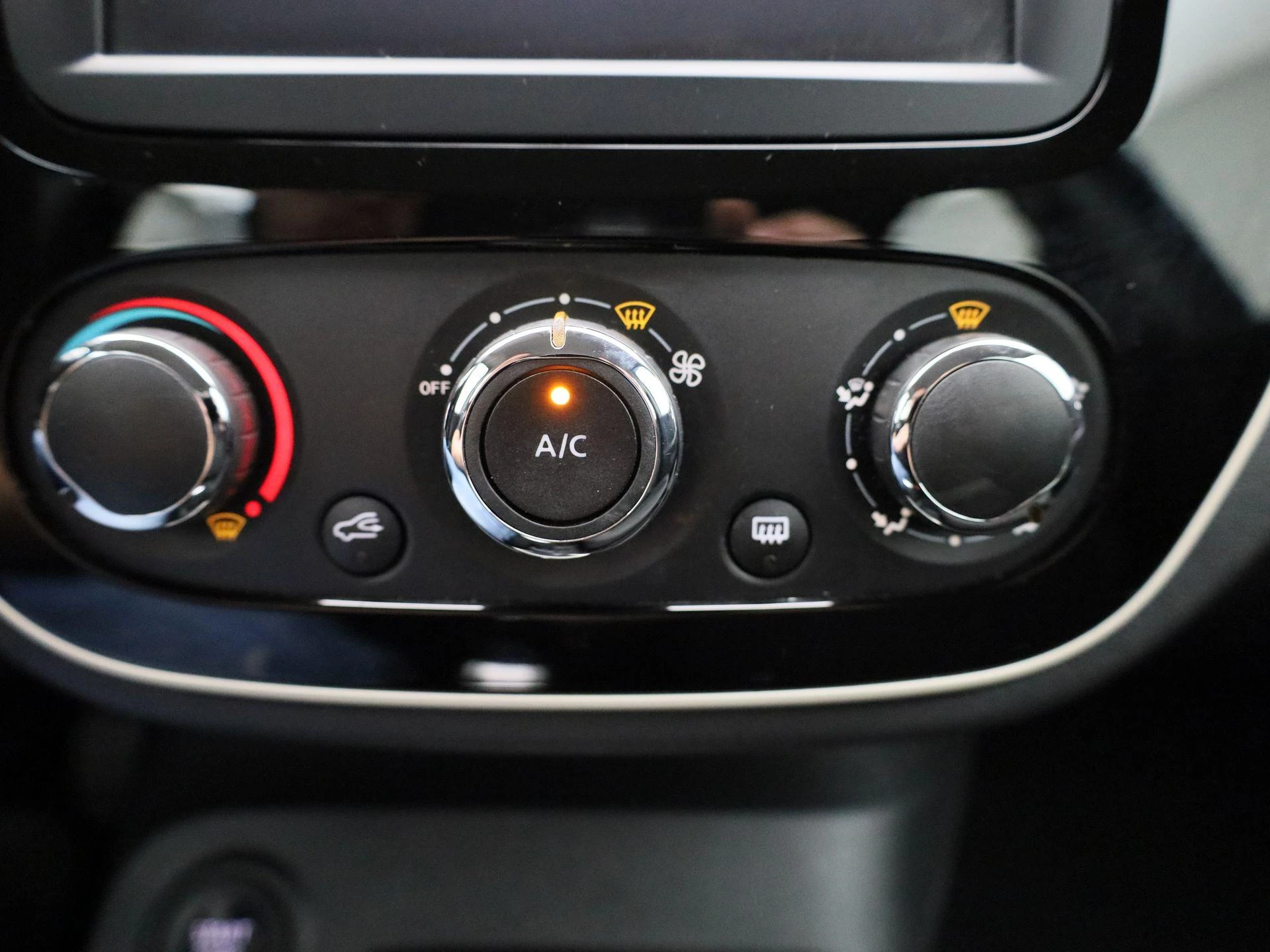 Renault-Captur-image-18