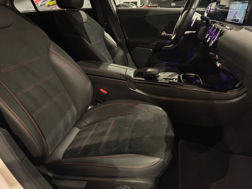 Mercedes-Benz-A-Klasse 250 e-image-18
