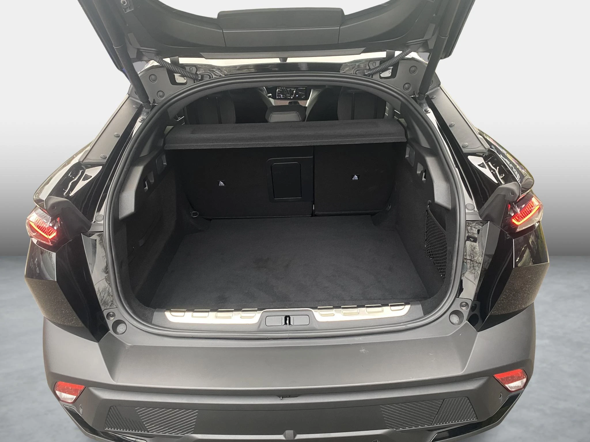 Peugeot-408-image-16
