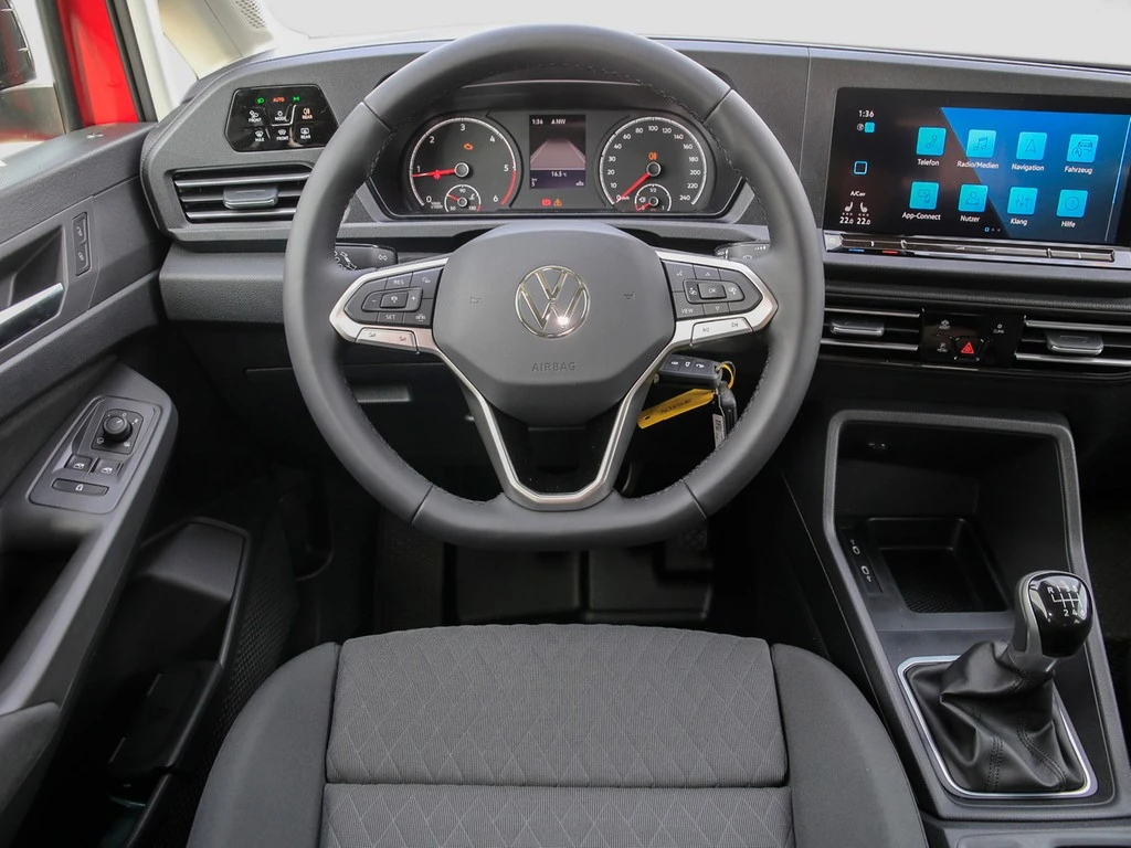 Volkswagen-Caddy-image-12