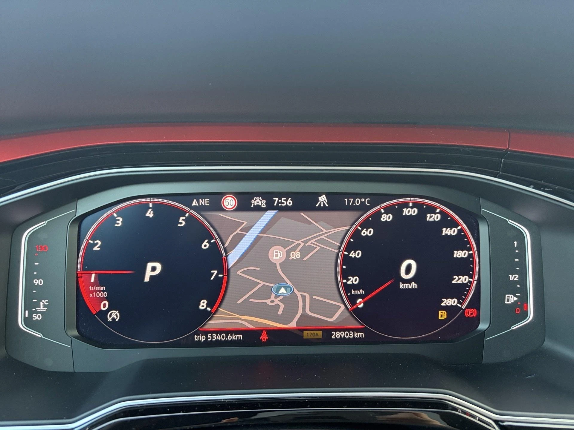 Volkswagen-Polo-image-17