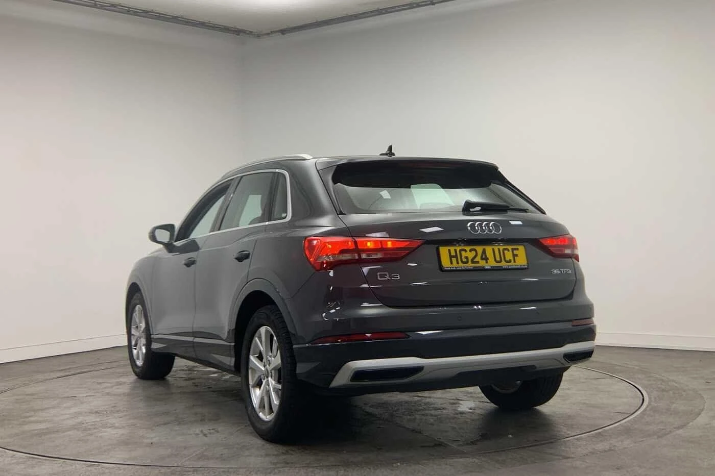 Audi-Q3-image-2