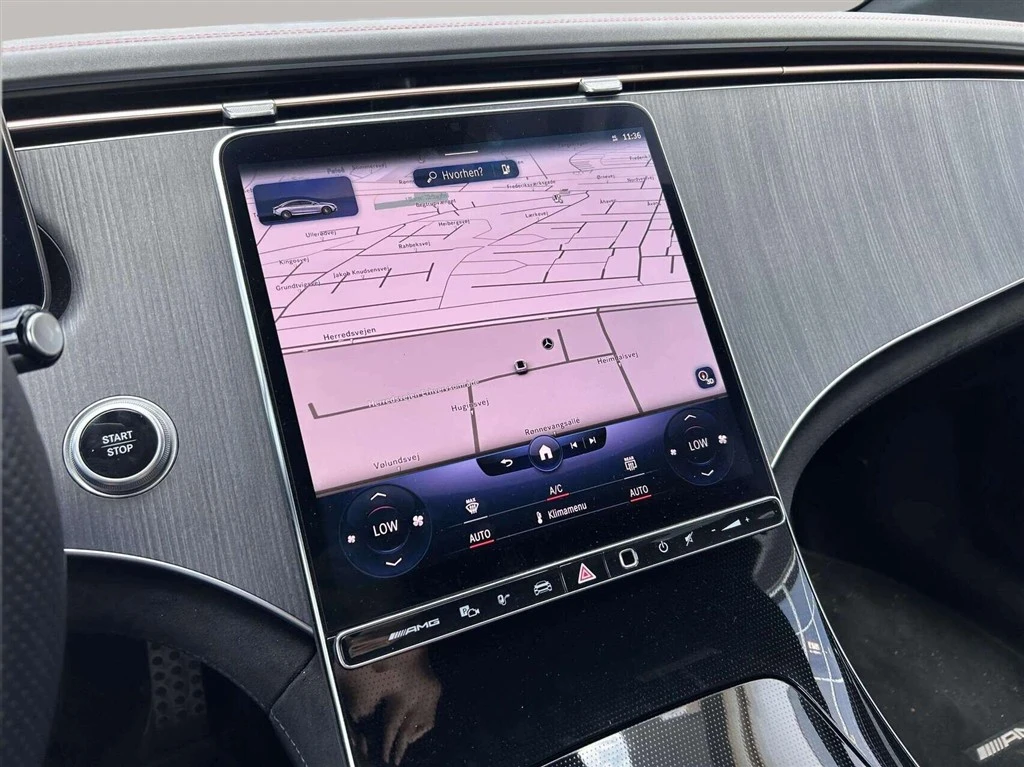 Mercedes-Benz-EQE-image-12