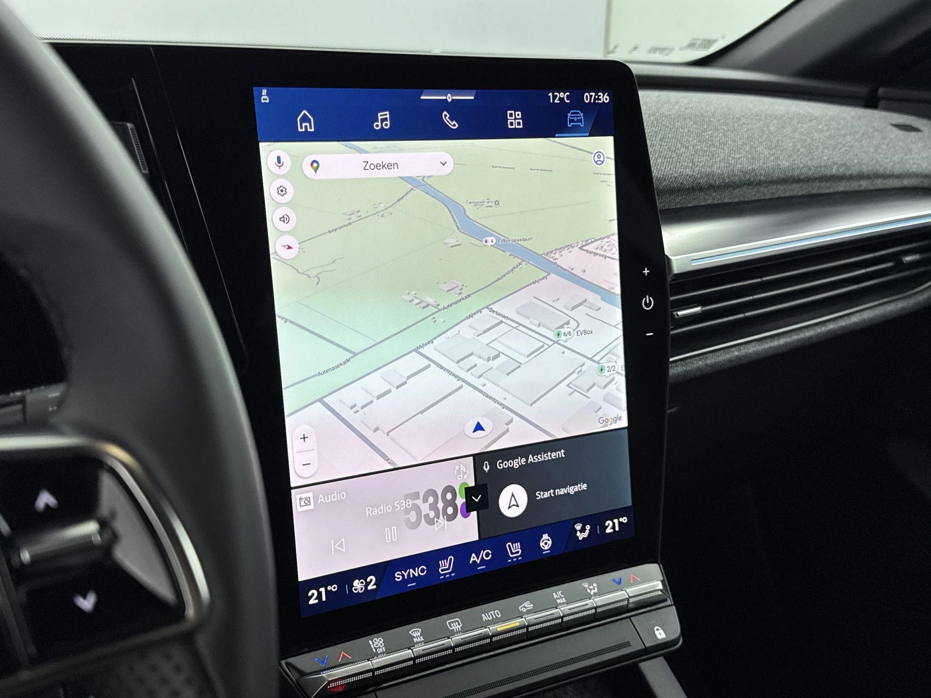 Renault-Megane E-Tech-image-22