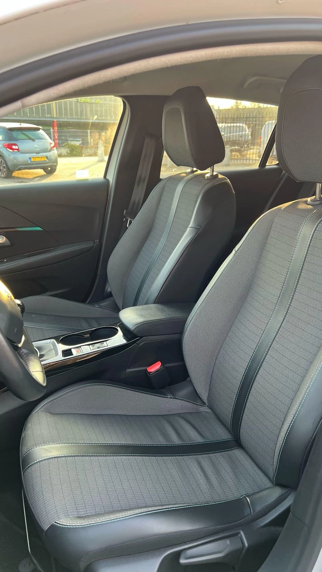 Peugeot 208 1.2 PureTech Allure Pack