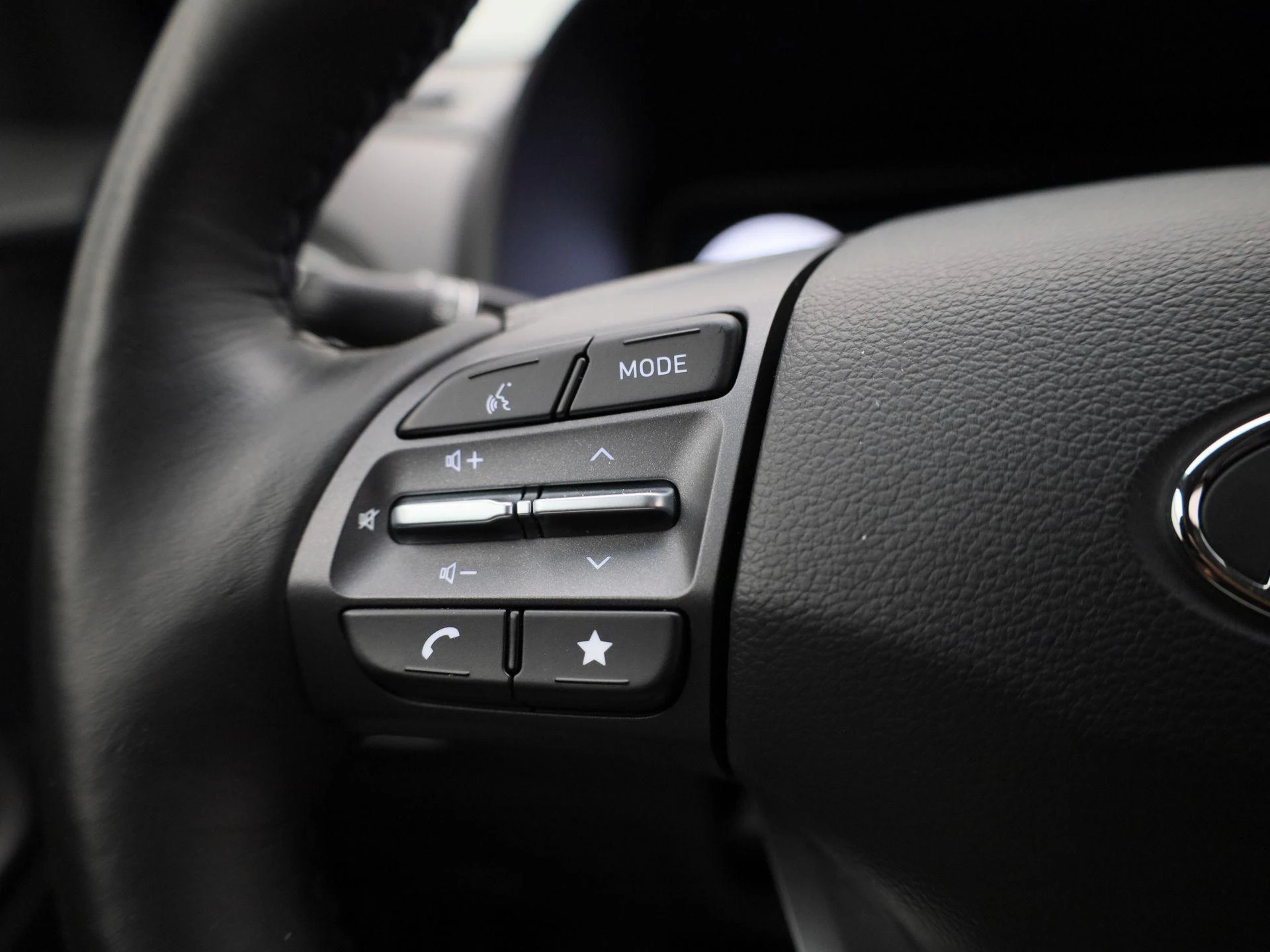 Hyundai-Kona-image-18