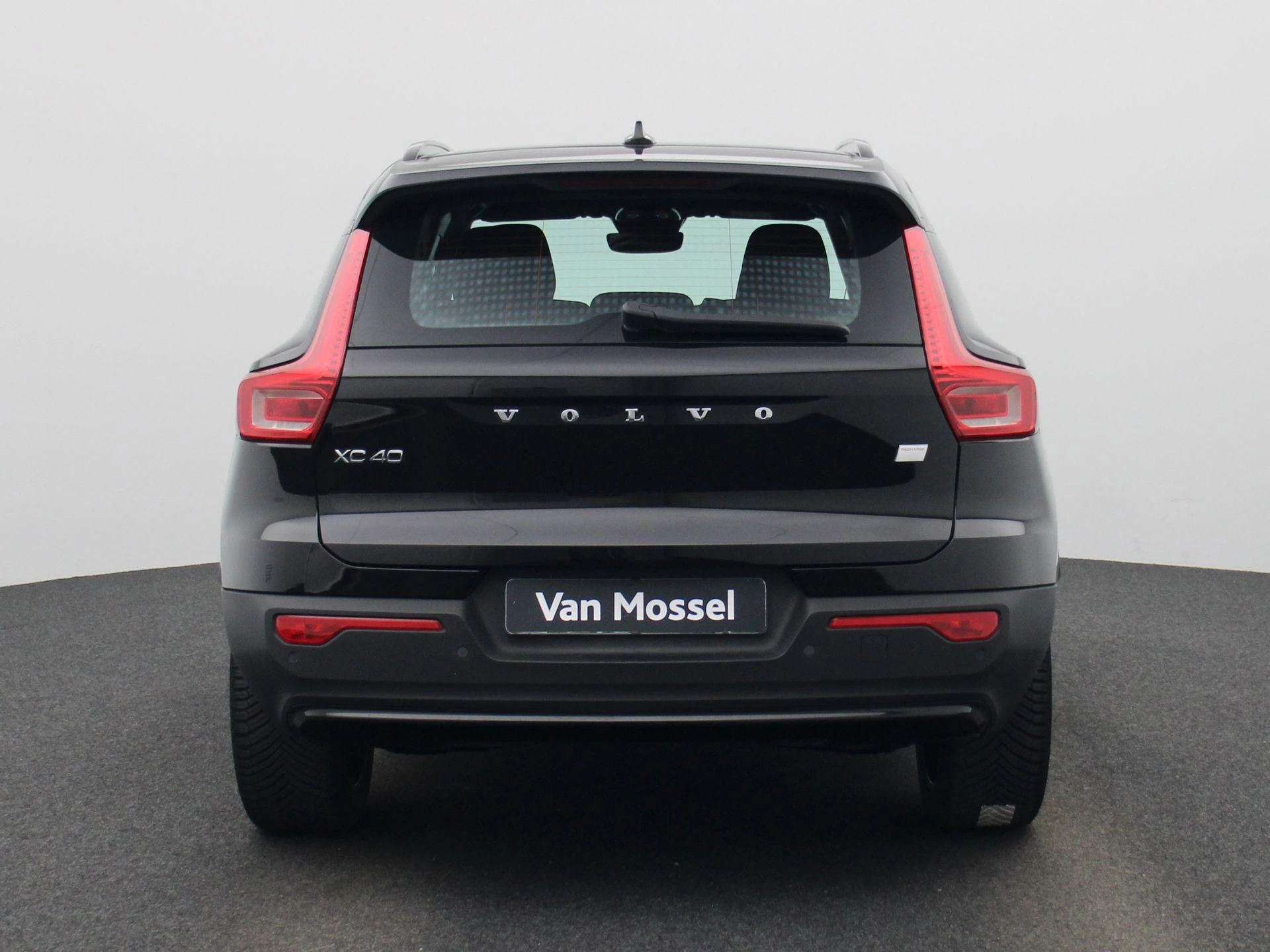 Volvo-XC40-image-4