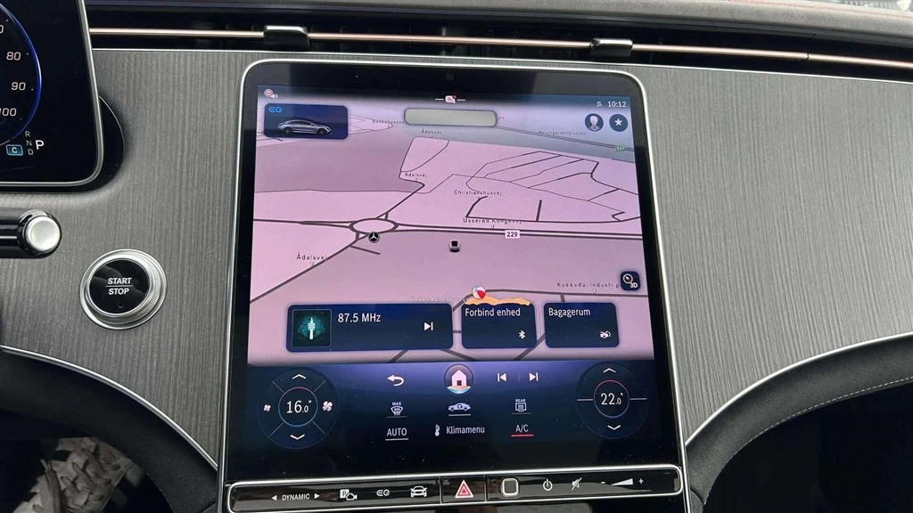 Mercedes-Benz-EQE-image-14