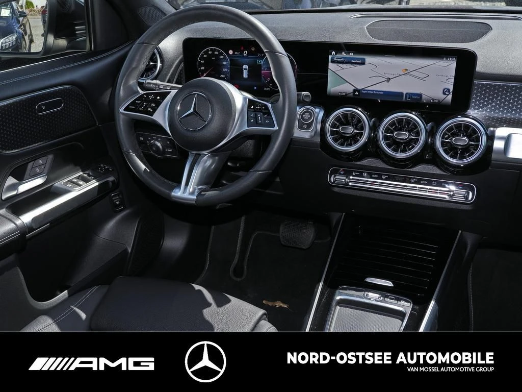 Mercedes-Benz-GLB-image-8