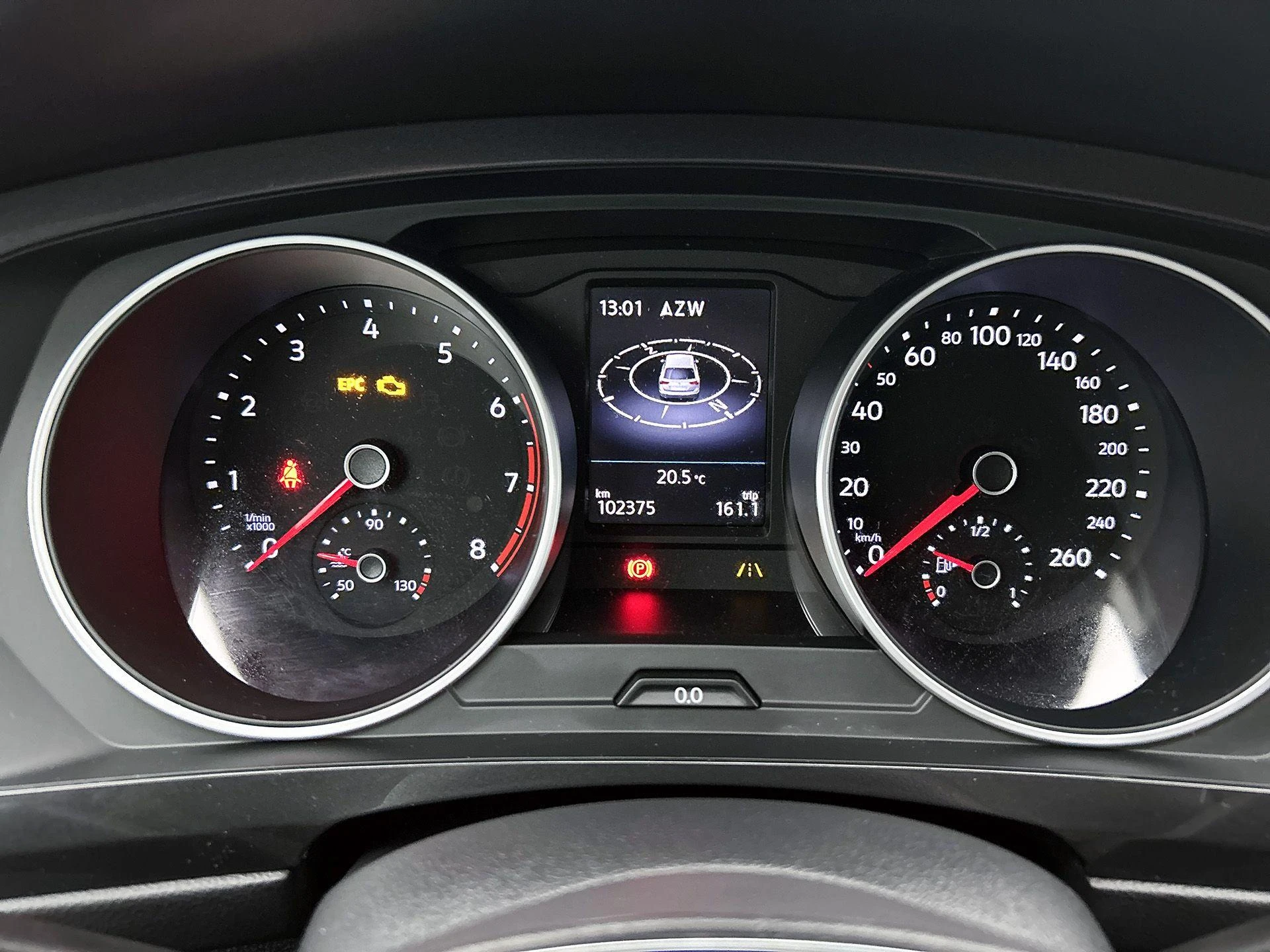 Volkswagen-Tiguan-image-7
