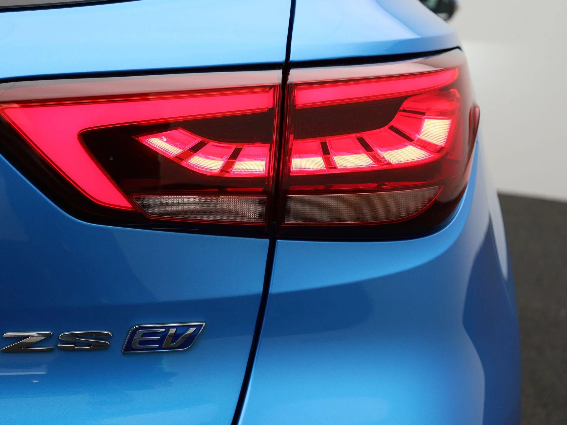 MG-ZS EV-image-42