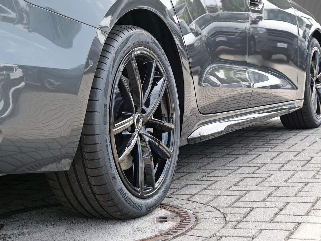 Audi A5 UPE br. 81.775,- Avant e-hybrid quattro S tronic 220 kW / 299 PS