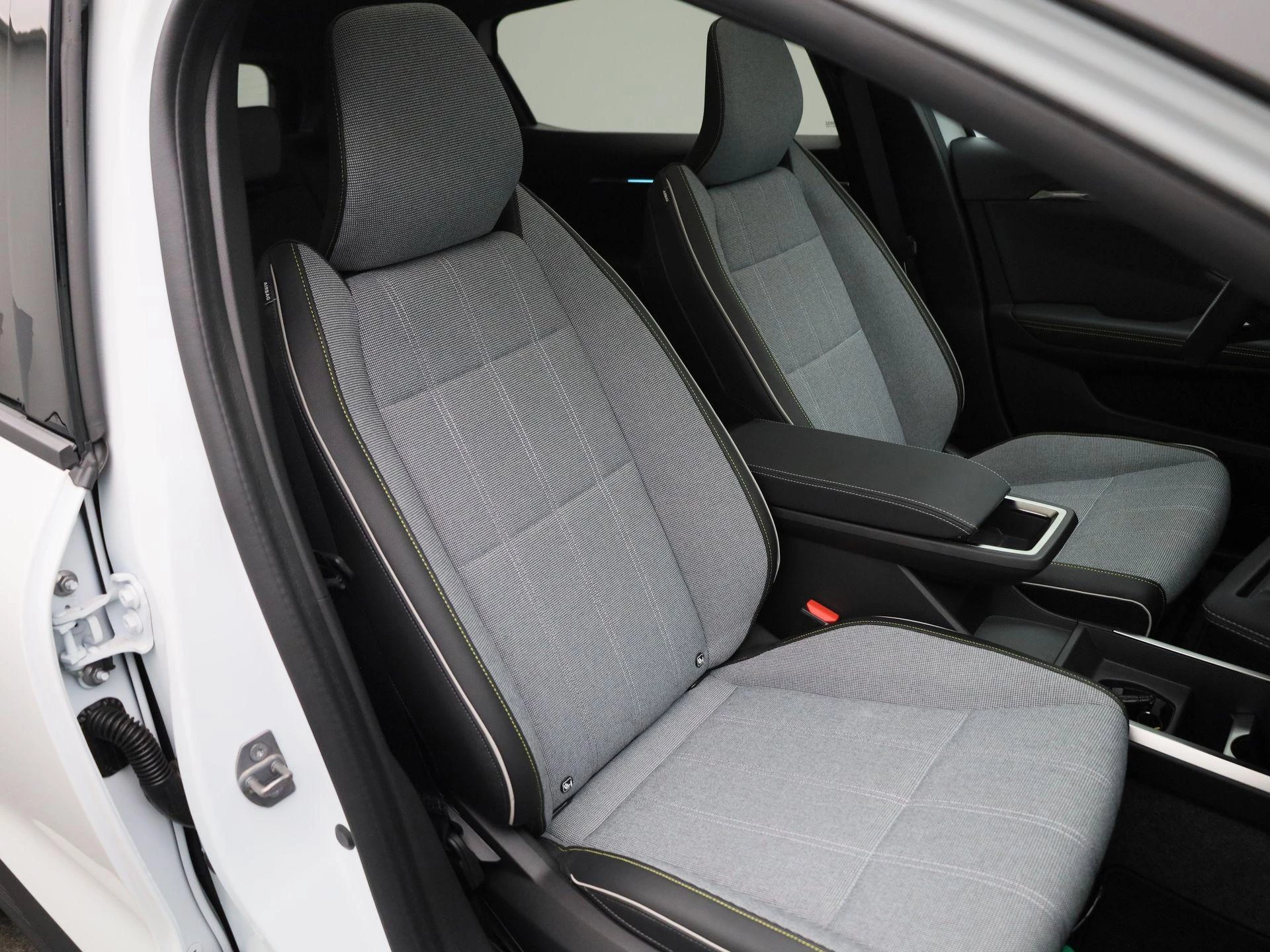 Renault-Scénic-image-38