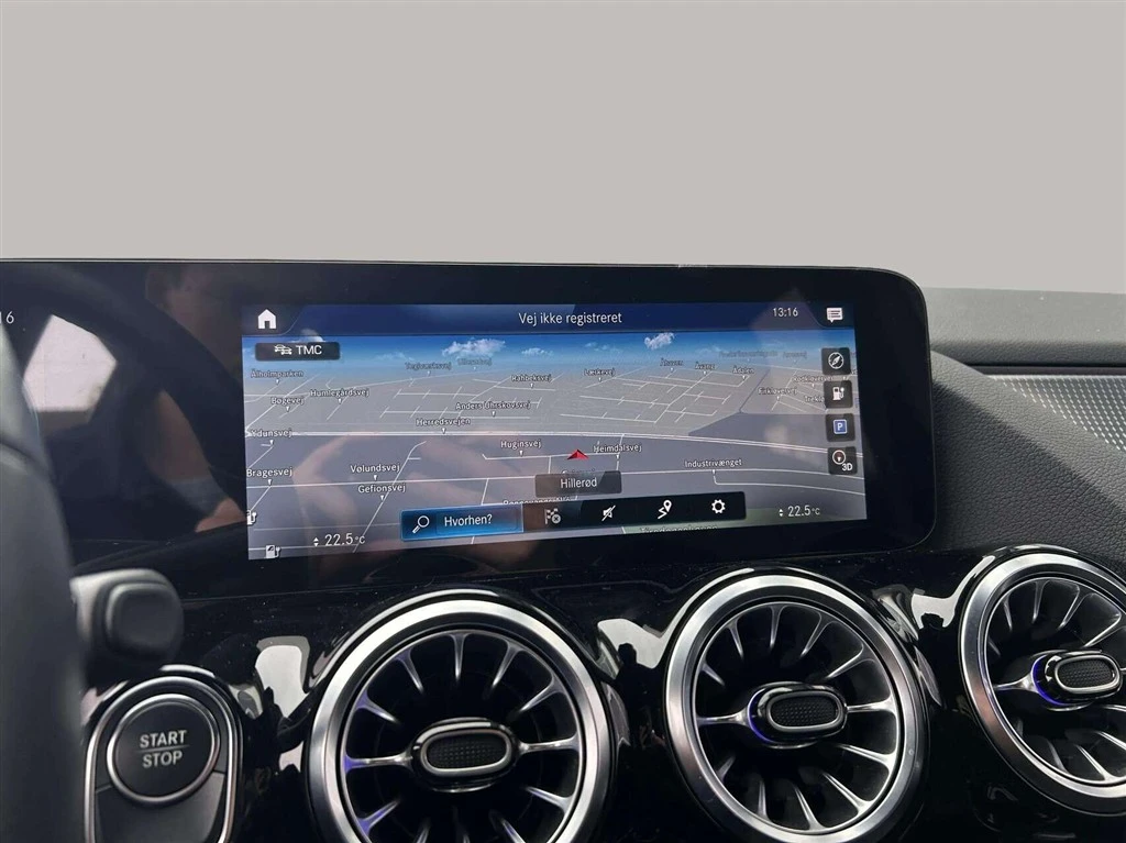 Mercedes-Benz-EQA-image-14