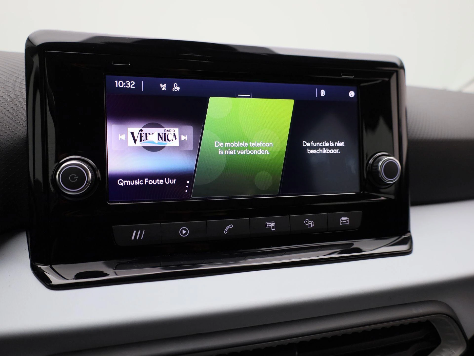 SEAT-Arona-image-20