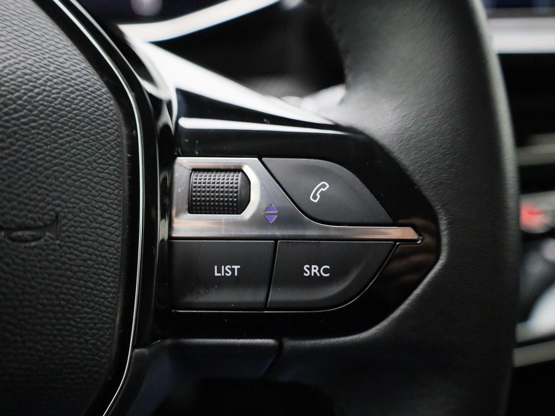 Peugeot 2008 1.5 BlueHDi S&S Allure Pack LED | Carplay | Camera