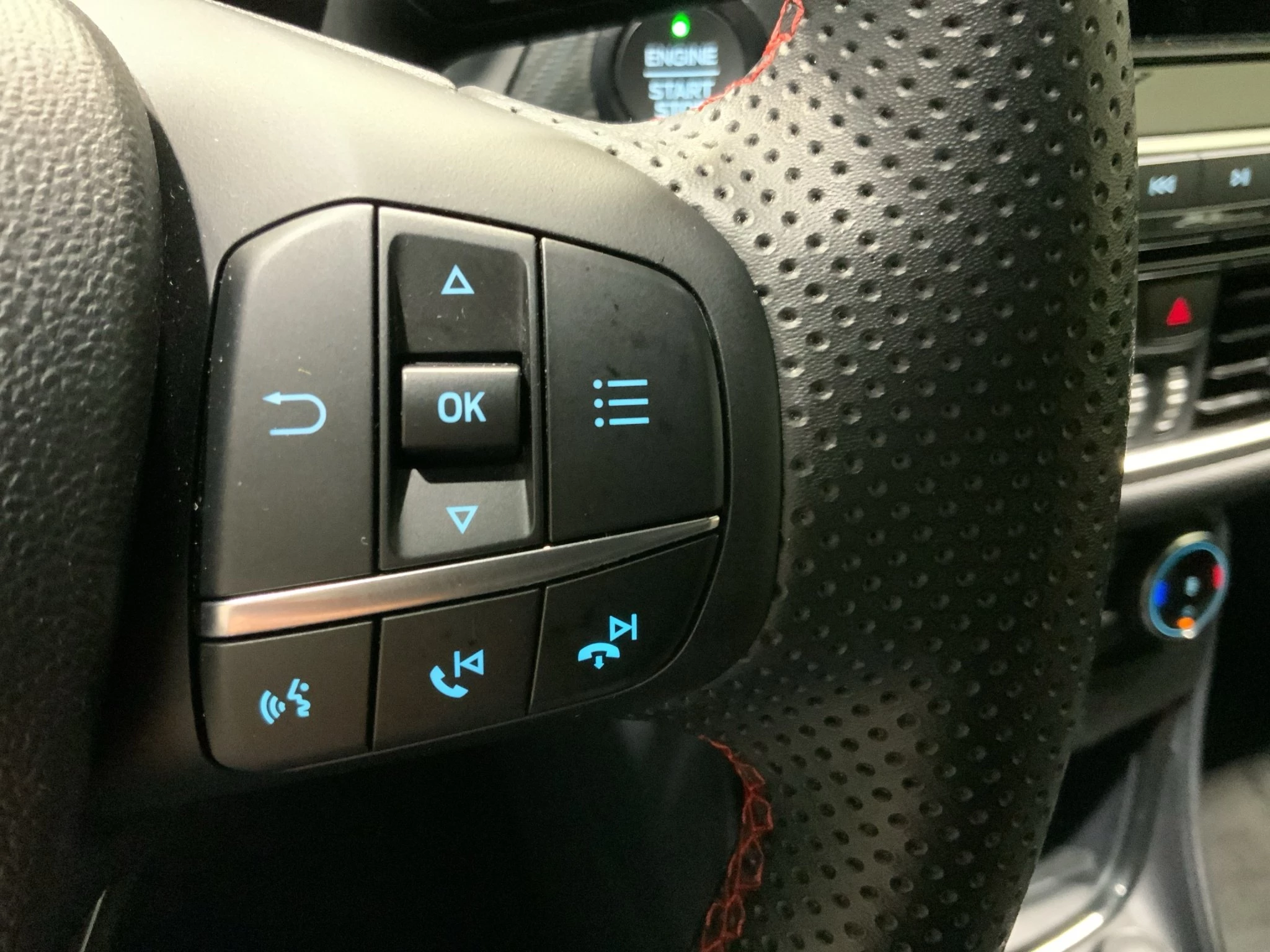 Ford Puma ST-Line Design 1.0 EcoBoost MHEV | PDC | RFK | Winter-Pkt.