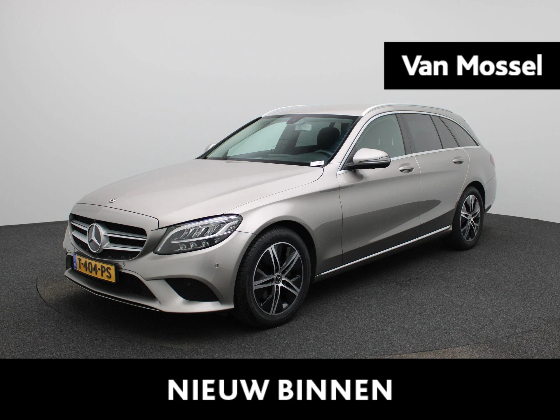 Mercedes-Benz-C-Klasse-image-0