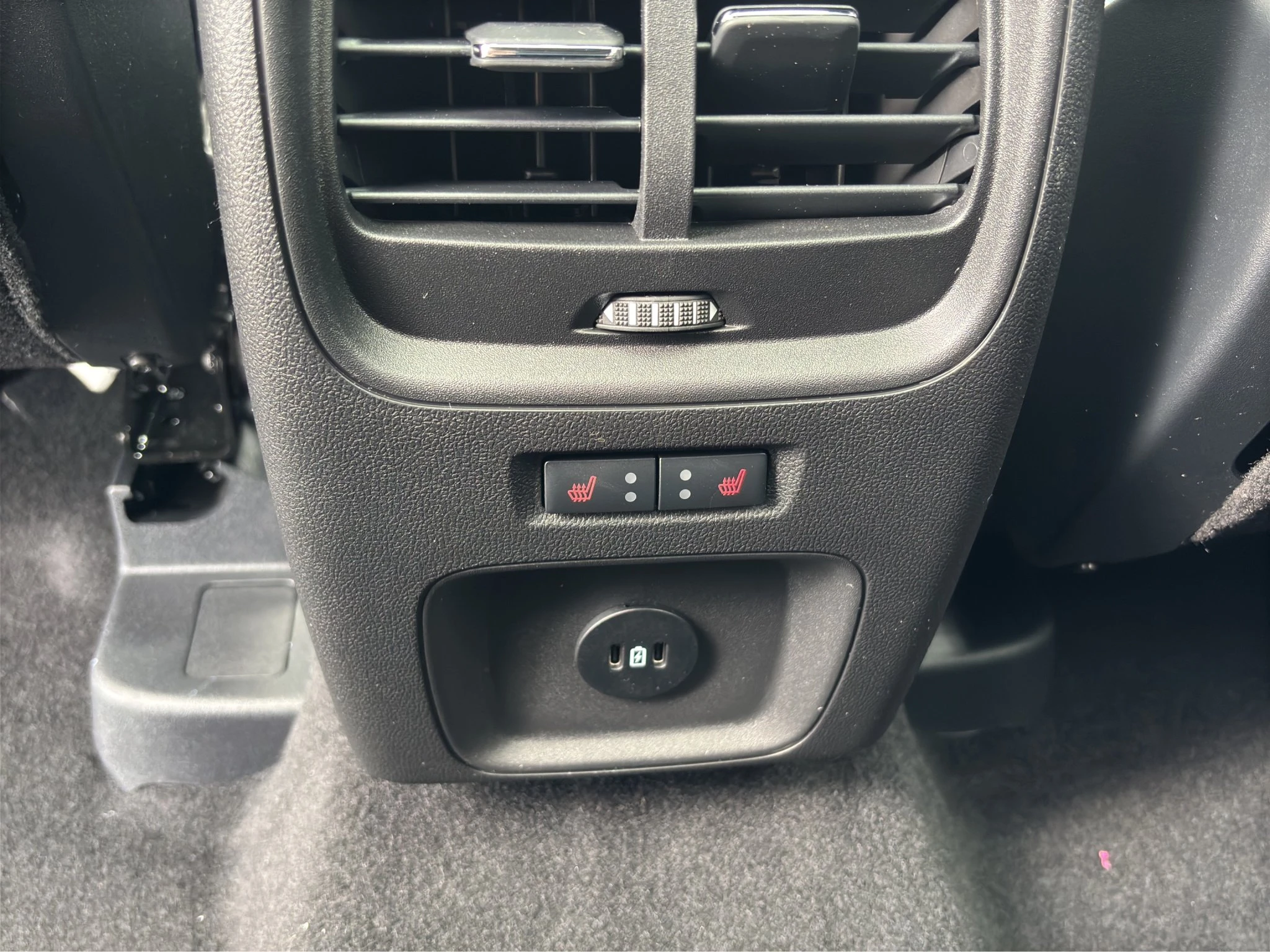 Ford-Kuga-image-23