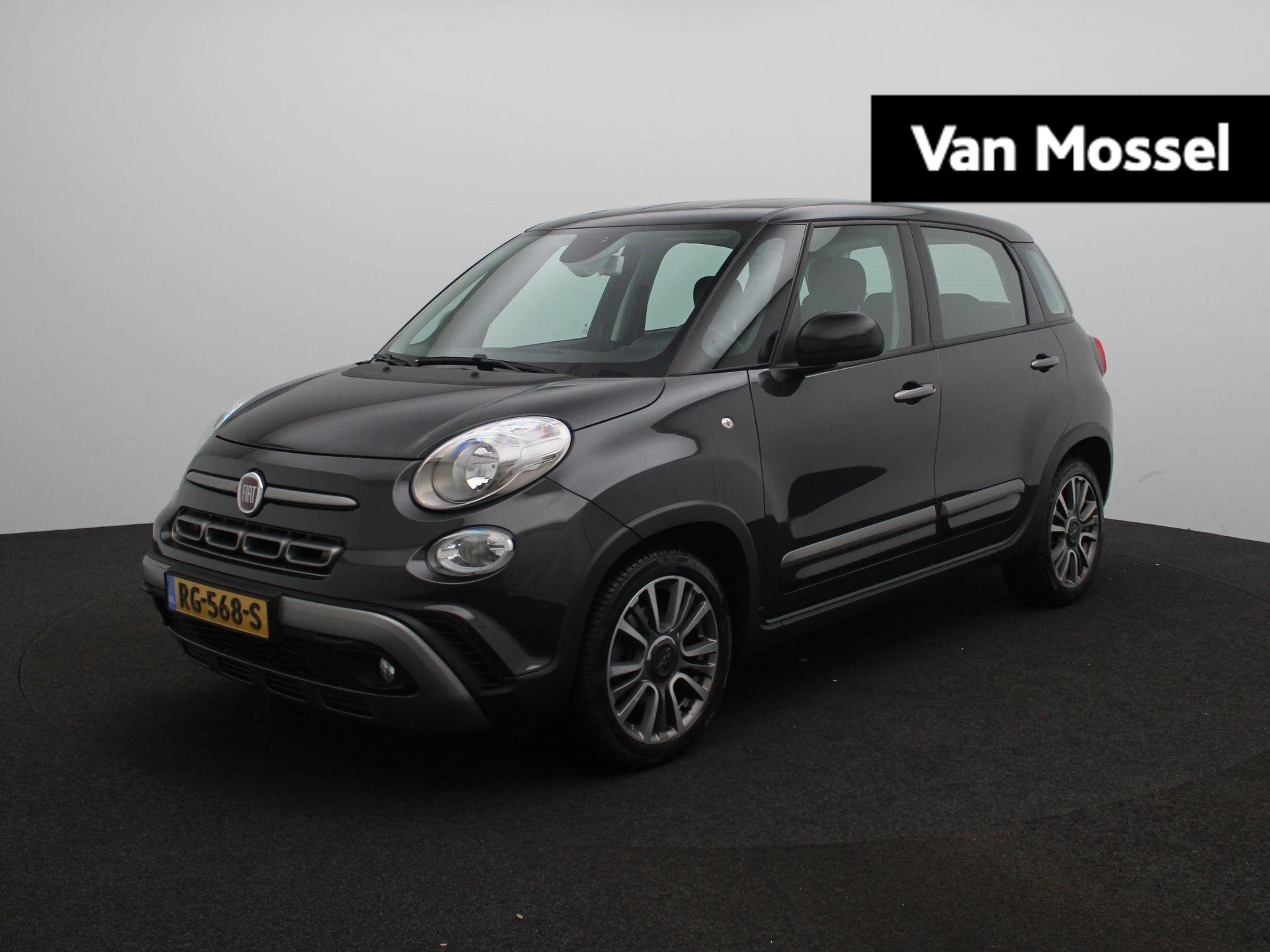 Fiat-500L-image-0