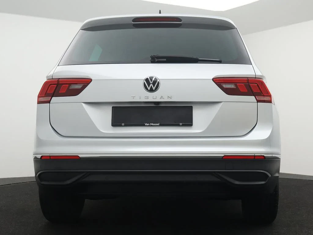 Volkswagen-Tiguan-image-3