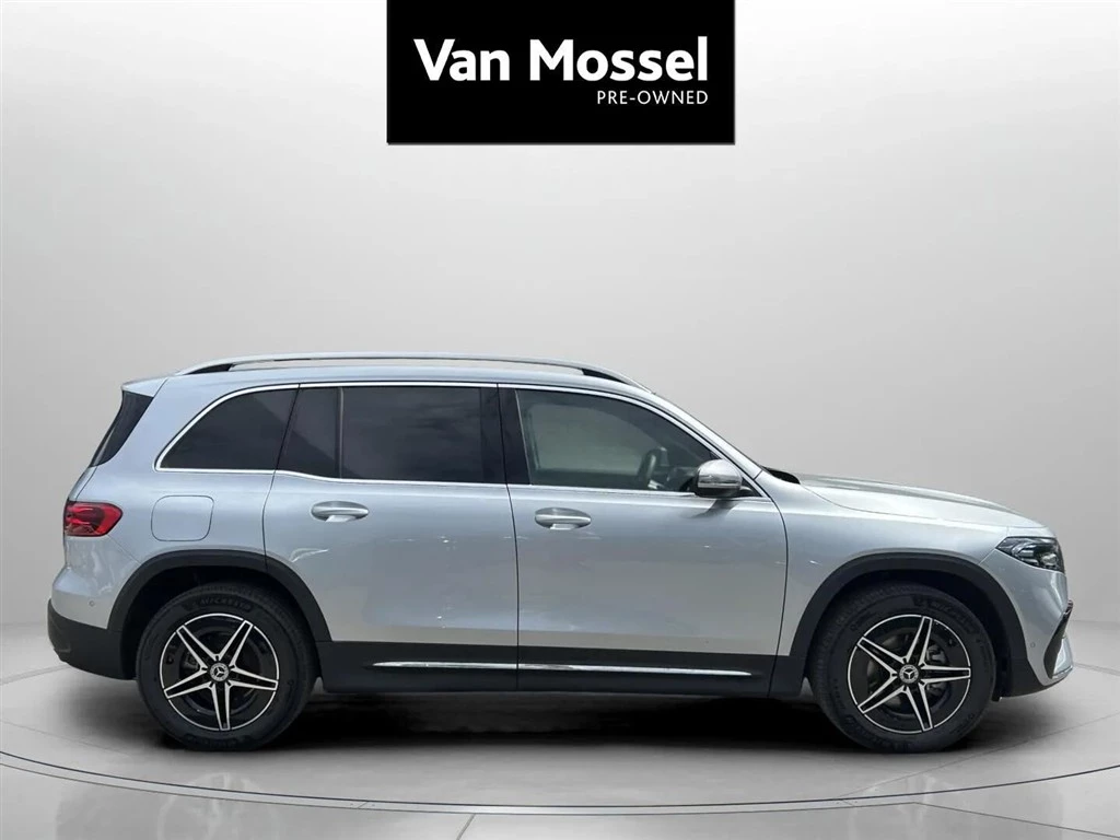 Mercedes-Benz-EQB-image-3