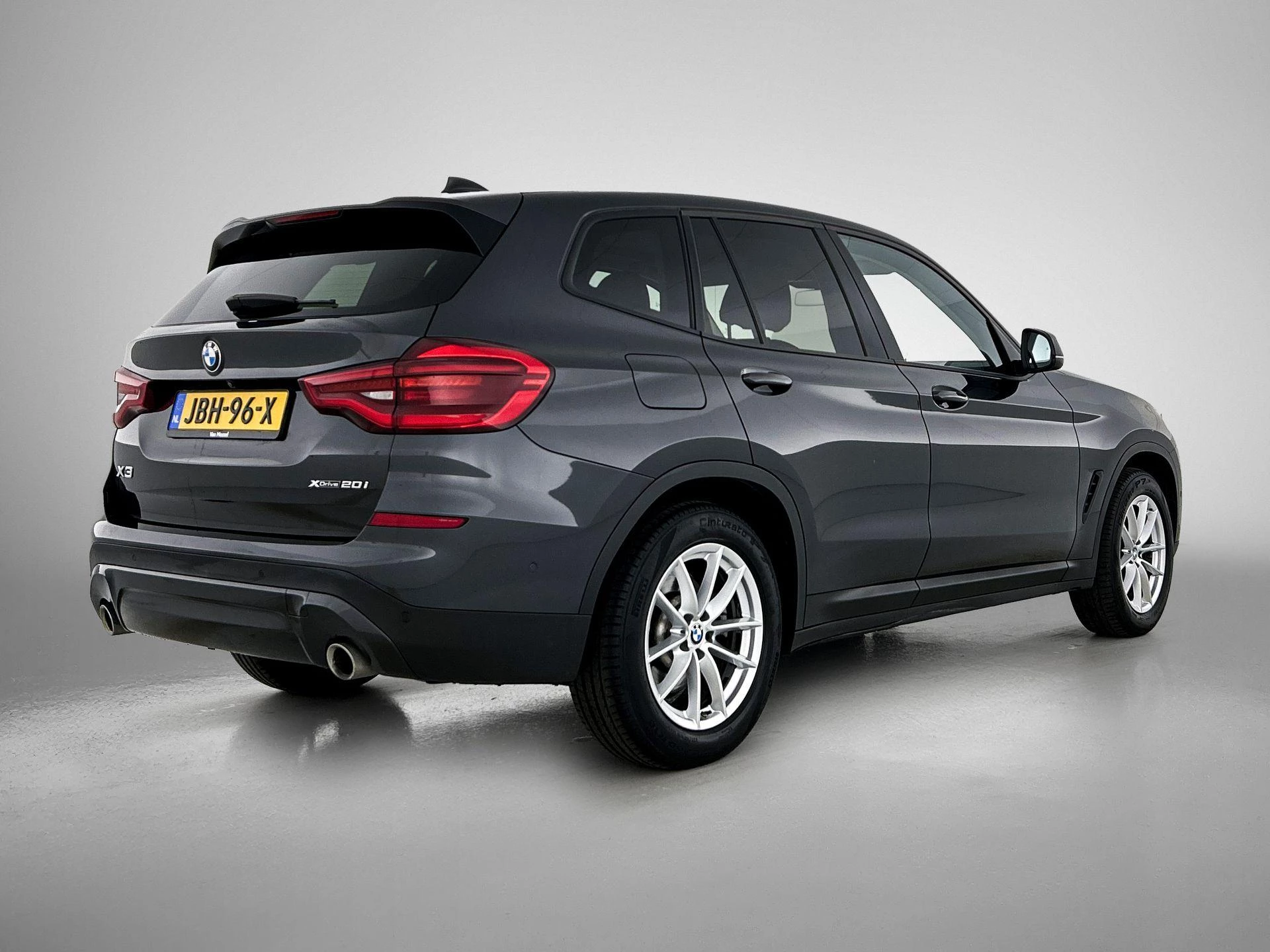 BMW-X3-image-3