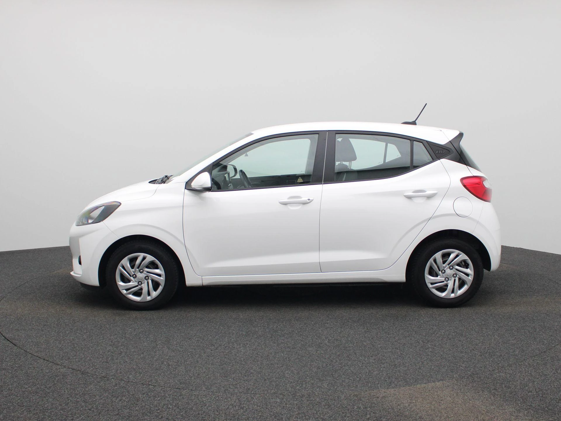 Hyundai-i10-image-3