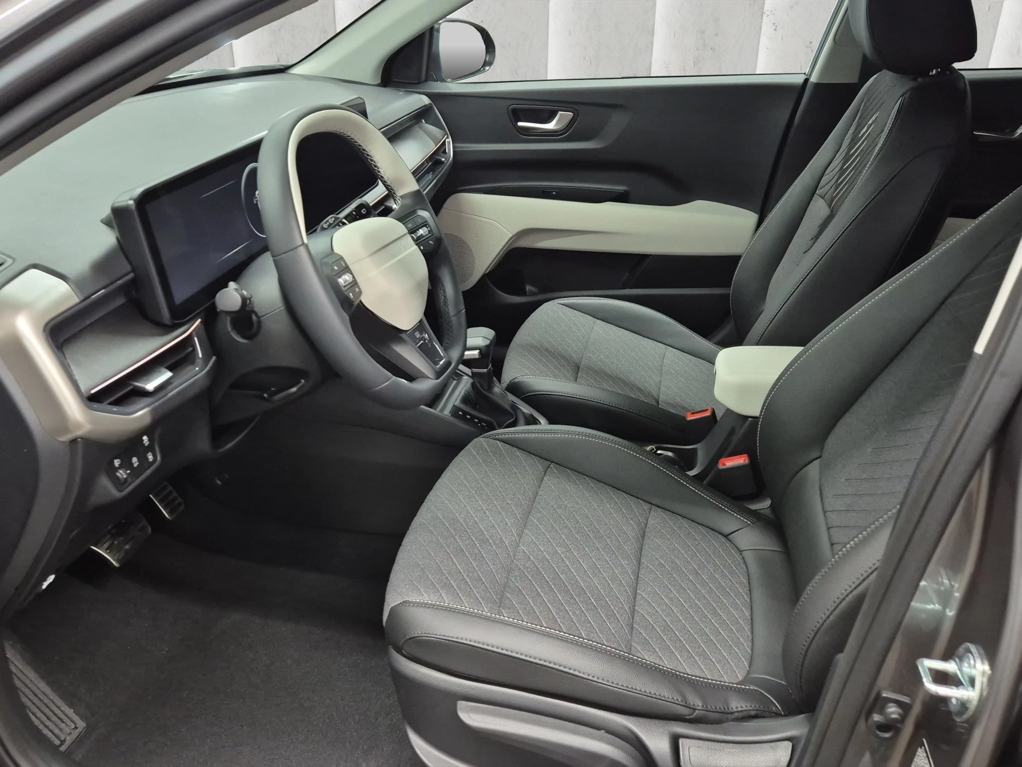 Kia Stonic GT-Line neues Modell 1.0 T-GDI 48V DCT7. 85 kW